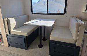 2025 Prime Time RV Avenger 28REI