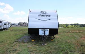 "Sweet Escape" Spacious 10-Person RV - Festivals