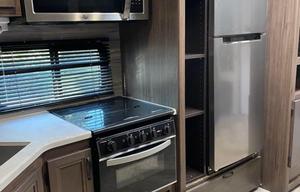 2021 Winnebago Industries Towables Voyage 3033BH RV rental photo 13