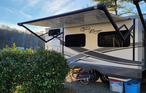Bunkhouse!Sleeps 10, Spacious, Pet Friendly,Island