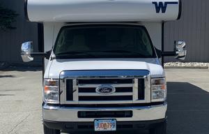 SKYLAR - 2020 Winnebago Outlook 31N 11704 PWI