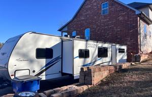 2020 Coachmen RV Freedom Express Select 31SE