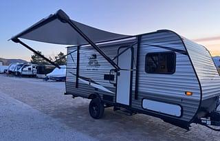 2021 Jayco 174BH Baja Edition w/solar and bunks