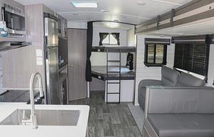 2022 CrossRoads RV Sunset Trail SS272BH RV rental photo 13