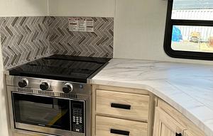 2023 Forest River RV Sunseeker Classic 3050S Ford RV rental photo 11