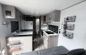 2022 Dutchmen RV Coleman Lantern LT Series 274BH