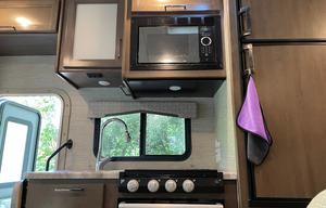 2022 Thor Motor Coach Chateau 22E
