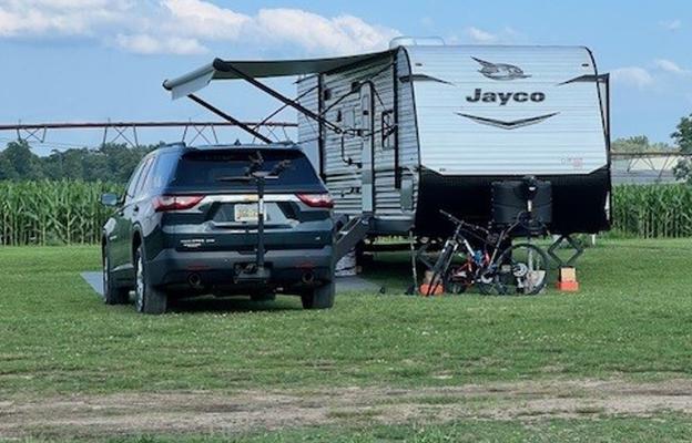 2022 Jay Flight SLX 8 242BHS RV rental photo 1