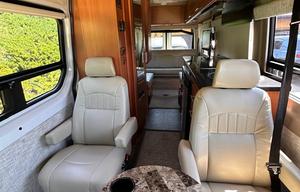 2012 Winnebago Era 70X