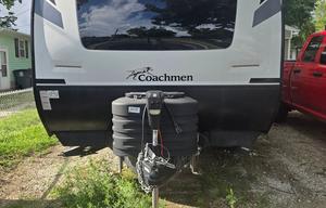 2024 Coachmen RV Apex Ultra-Lite 300BHS RV rental photo 2