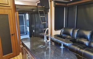 2015 Jayco Seismic 3914
