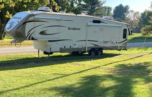 2013 Heartland Sundance 3310CL