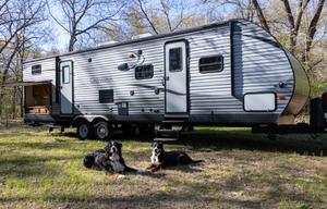 2016 Catalina Couchmen Rv aka Hooked on Fun