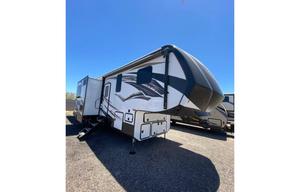 2019 Venom V4114TK RV rental photo 1