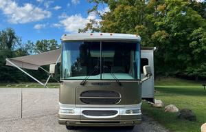 Class A Gulf Stream Sun Voyager - 32'