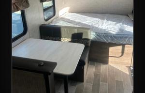 2020 Dutchmen RV Coleman Lantern LT Series 17FQ RV rental photo 16