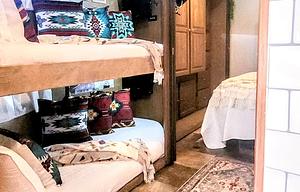 George and Harriett 's  Happy Leprechaun