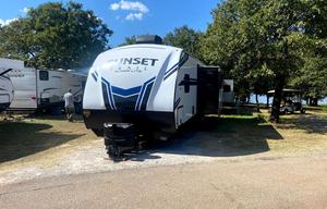 2021Crossroads Sunset Trail,  2 bathrooms, lg bunk