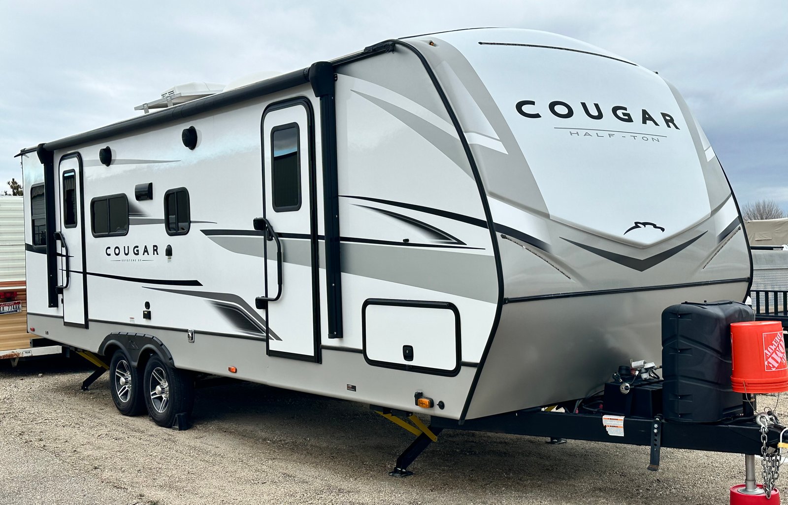 2023 Keystone RV Cougar Half-Ton 25RDSWE