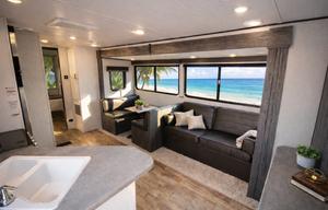 Hideout Haven - Keystone Hideout 318BR