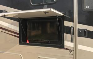 2013 Coachman Mirada 38 ft