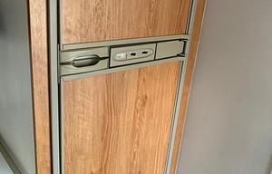 Spacious Kingsport Deluxe Bunkhouse with Updates