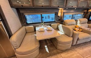 Tiffin Allegro Bay Super C