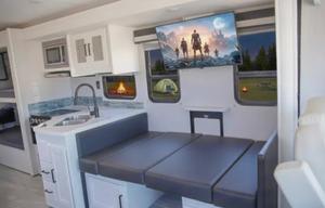 A02 - 10 Person w/ Bunk - The RV Rental Factory