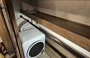 Meticulously Clean Luxury Fifth Wheel