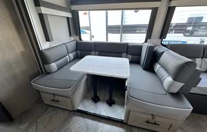 2023 Cruise Lite Bunkhouse Sleeps 10