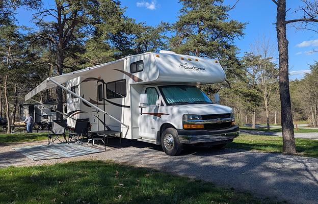2014 Chevy RV of Altoona- Super Clean!