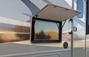 2015 Thor Motor Coach Hurricane 32N