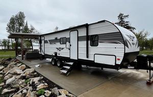 Fully Stocked, Double Bunk | Sleeps 6-8 | 2022 RV