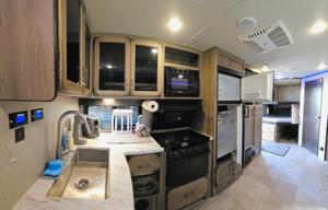 Mountaineer-  Solar Lux bunkhouse! InlandNWRentals