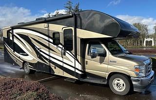 2022 Greyhawk Prestige 30Z – Sleeps 6 Comfortably