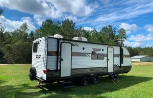 The One Weekend Cozy little Camper