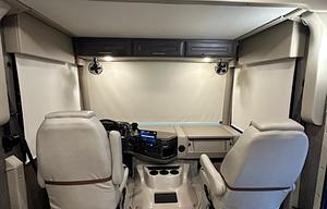 2021 Thor Motor Coach Challenger 35MQ