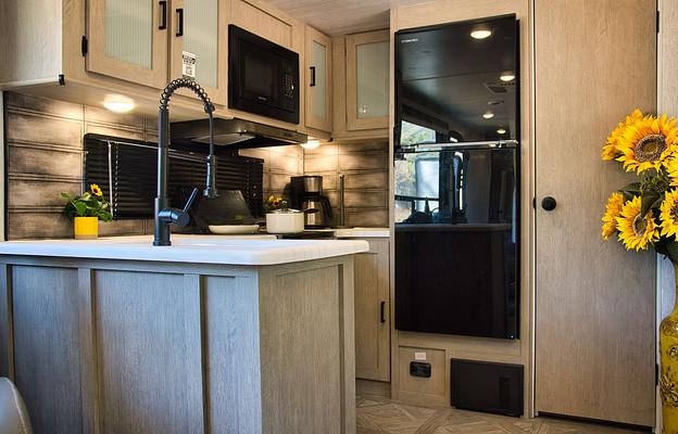 2023 Wildwood 27RK Family Adventure RV