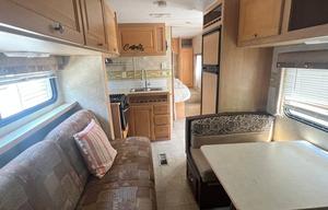 2007 Thor Wave BH RV rental photo 12
