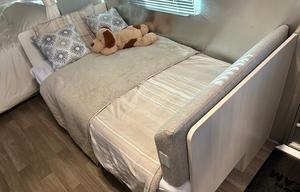 Magnolia 3-AIRSTREAM Bambi Sport 22 *FULLY Loaded*