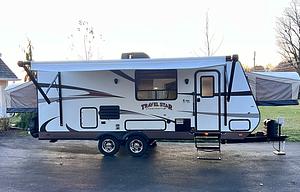 2015 Travel Star 227CKS RV rental photo 8