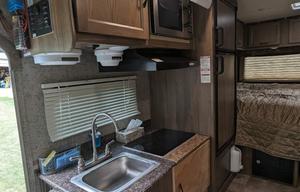 PEAK RV - 2018 Coachmen Freelander - many upgrades