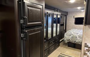 2019 NeXus RV Phantom 32P