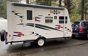 Lucy Rose a cross over to luxury camping