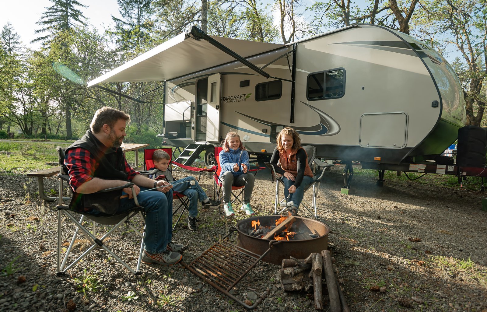 Pet friendly 2021 Starcraft Super Lite 241BH