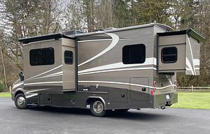 2017 Isata 3, Diesel, Auto-level, Fully Loaded.