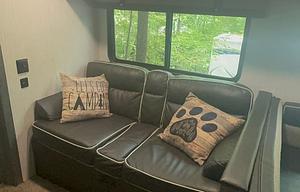 Jenny's Creek Camper Rental
