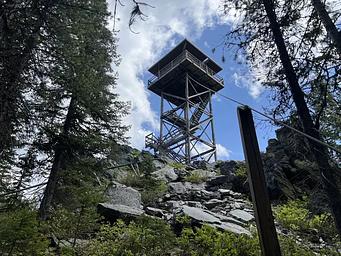 001, Loop: AREA UP UP LOOKOUT