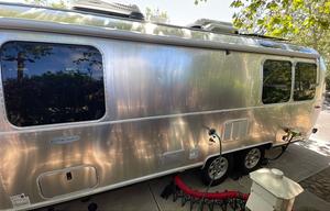 2019 Airstream RV Flying Cloud 25 Twin RV rental photo 16