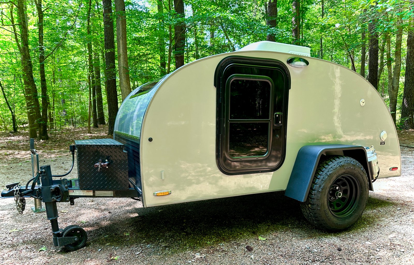Off-grid A/C & Heat - Lightweight & Fully stocked!